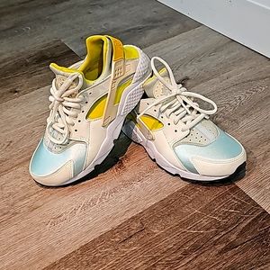 Nike women's athletic shoe